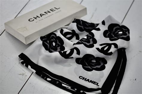 chanel sjaal